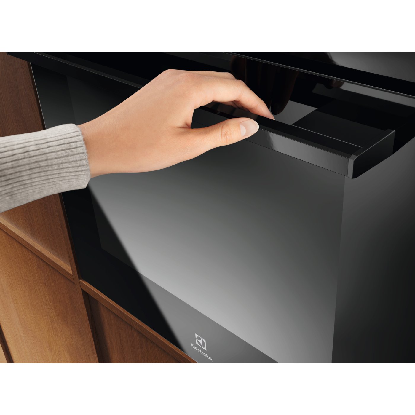 Electrolux 300 Series 60 cm Built-in Electric Oven KOHGE00BK
